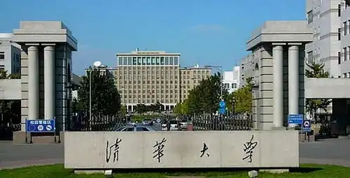 2009年,寒门学子韩文龙677分考上清华却因学费犯愁,现今如何