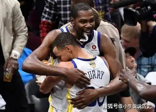 杜兰特怒怼nba球迷都不傻还不是纳什能决定