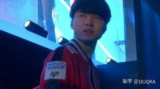 致全球总决赛三冠王中单faker