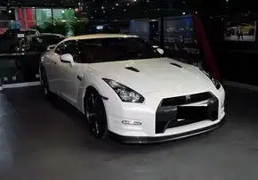 2015款日产gtr战神超大马力挑战最底价