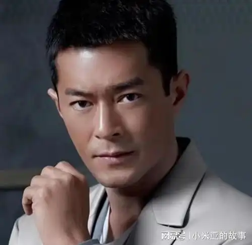 男星整容失败不可怕,一股姨味才尴尬还是叔圈天菜更养眼