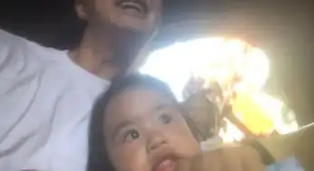 饺子和包贝尔去迪士尼坐迷你过山车被吓呆