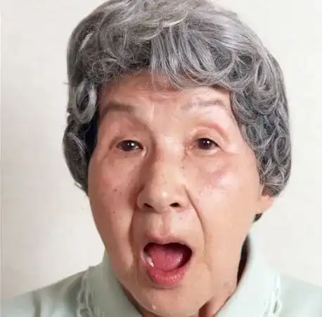 血管是吃堵的,身体有4种异常表现,血管或已水泄不通