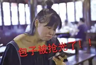 大学女生寝室拍创意悬浮照她是怎么做到的
