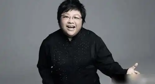 韩红发文致谢明星,易烊千玺被点名,邓超只发一个表情有深意
