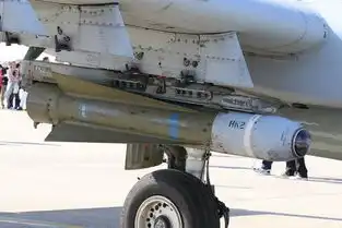 这几款著名空地导弹要见不到了对手防护升级美军急上新弹应对