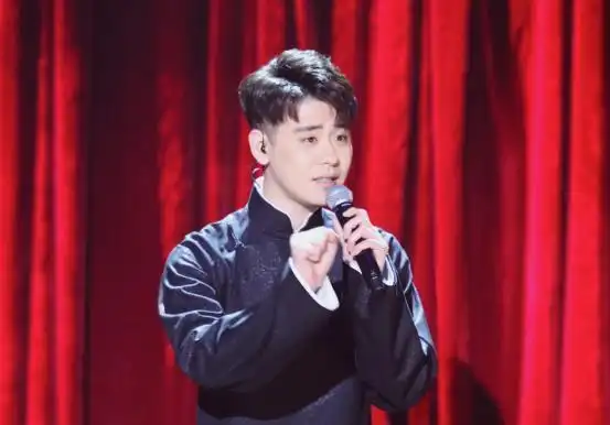 张云雷在争议最大的时候退出欢乐喜剧人原来是拆钢板去了