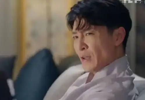 中老年男星整容后遗症,脸皮耸拉,做不出表情,演戏都没法看了