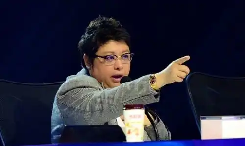 中国新说唱影响力都比不过韩红转型说唱歌手,hiphop春天到来