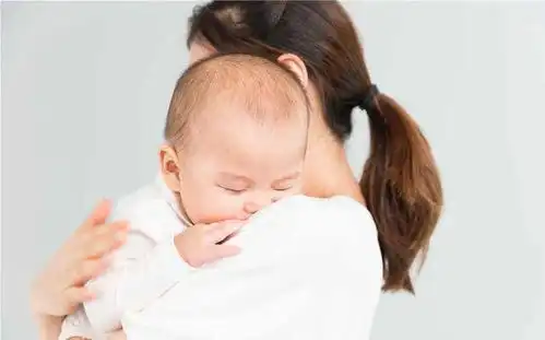 妈妈消失一周为断奶,回家后宝宝看到妈妈时的表情好委屈