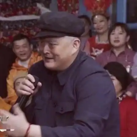 赵本山儿子模仿老爸小品神情到位惟妙惟肖,却被讽刺只能吃老本