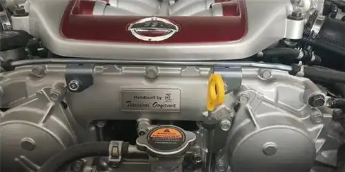 日产gtr
