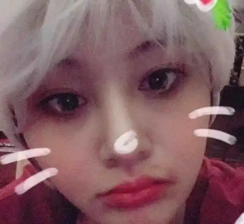 看完直男自拍上帝都要哭泣这些女星也没好到哪里去同样粗糙到没朋友