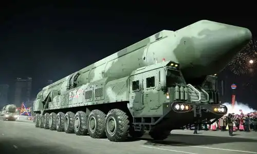 美国已成惊弓之鸟朝发射最强洲际导弹,朝火箭军威慑力直接拉满