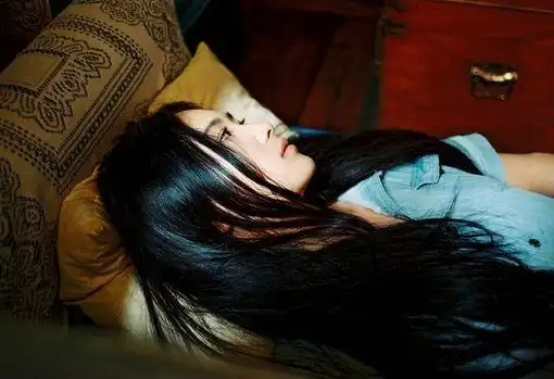 心里难过好想哭的句子,句句心痛