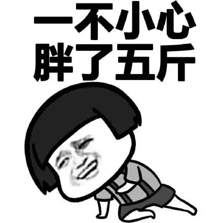 几个人在高尔夫更衣室,一手机响很久,一男人按了免提键