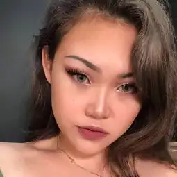 被rihanna邀请到私人派对,别人的21岁