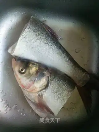 青椒炖白鲢鱼独家