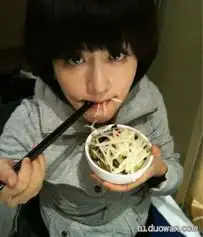 谢娜何炅赵薇蔡依林罗志祥盘点明星古灵精怪自拍照