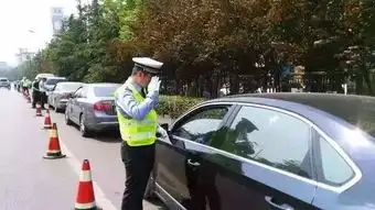 所有贵州车主注意,这些违章务必15天内缴纳罚款否则罚单200元变400元