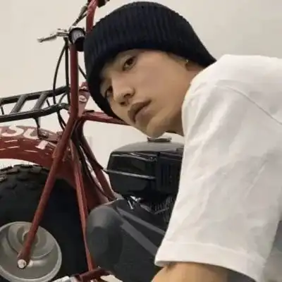 英子元气满满的微信头像