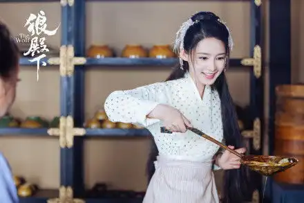 狼殿下是什么神仙剧,肖战说这些台词的时候不笑场,真的是很敬业了