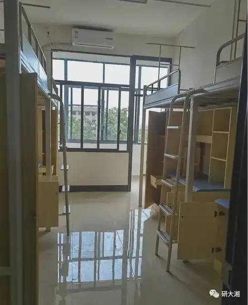 高端大气上档次湖南各院校研究生宿舍实拍