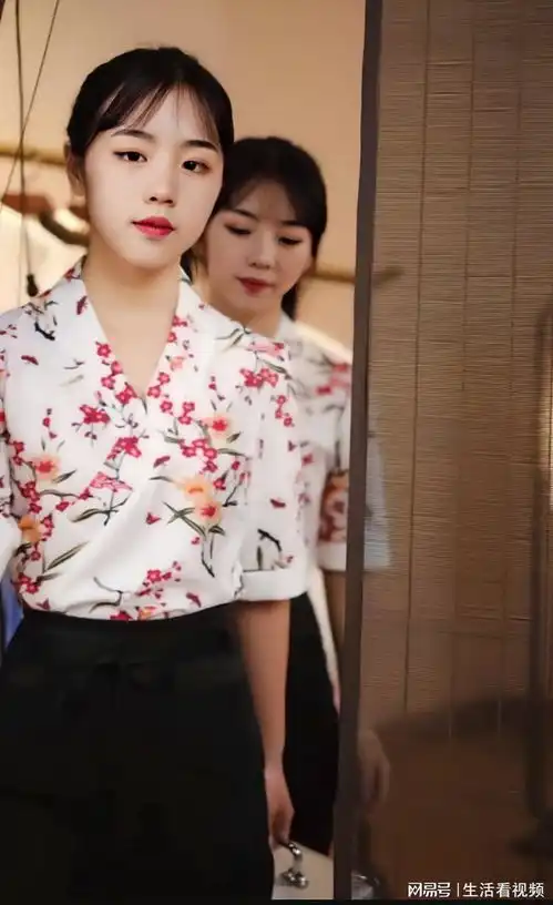 双胞胎美女技师,漂亮大气端庄
