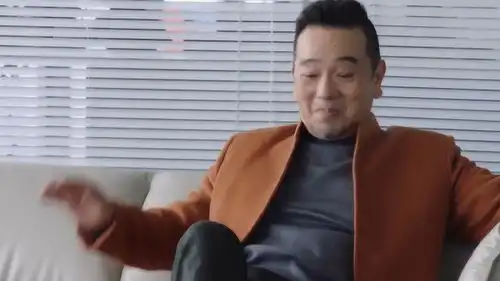 都挺好苏大强变身小可爱,在明玉公司摆架子,老蒙的表情绝了