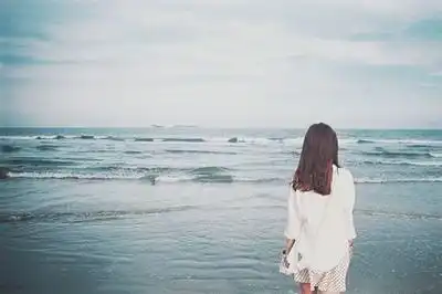 表达心情低落烦躁想哭又很压抑的说说有哪些