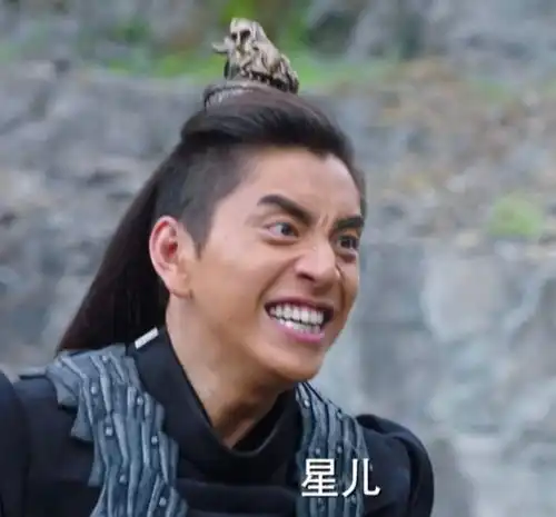 狼殿下开播遭差评,肖战被指像机器人,表情面瘫演技木讷