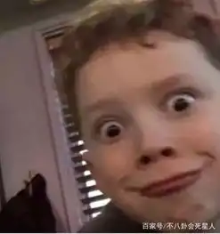 林允整牙丑出天际,但她脸上这个缺陷才最致命