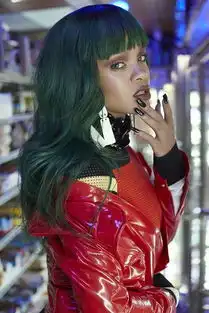 蕾哈娜rihanna百变造型