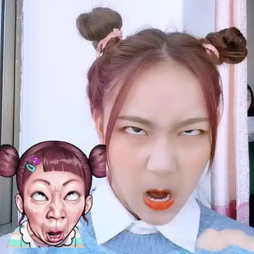 对自己的照片,有点手狠了,磨皮磨的连皱纹都没了
