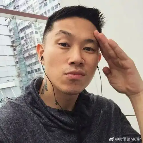 欧阳靖受访,最喜欢的选手是谁什么才是嘻哈