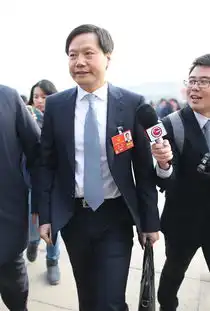 小米正式上市盘点小米与雷军代表性历史节点照片