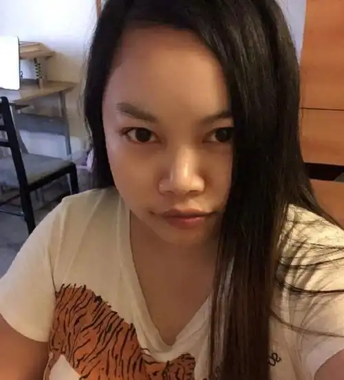 当初,那位扬言死在美国也不回来的罗玉凤,如今她现状如何