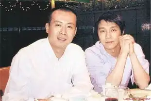 林小明是谁个人资料家庭背景林小明向华强什么关系两人有恩怨吗