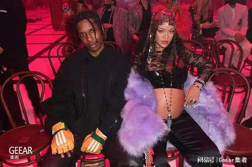 时装周场外焦点rihanna时髦孕妇造型