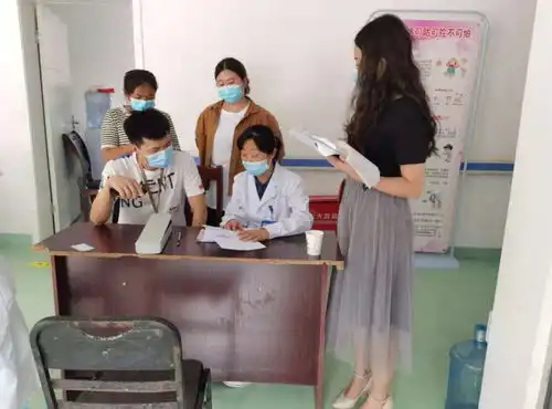 积极接种新冠疫苗早日筑立疫苗屏障