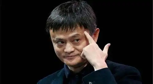 马云赴火锅之约现场被张国立韩红逼吃辣椒,辣出表情包