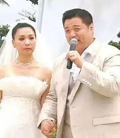 他曾是tvb最小编剧,被人忽略的星男郎,历经欠债百万后依然成人生赢家