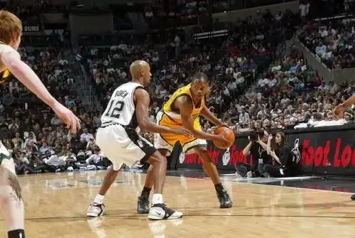 nba史上臭名昭著的五大恶汉,在小球时代6次犯规怕是撑不过首节