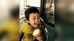 明星八卦201500501邓超秀恩爱还要晒儿子全家吃冰淇淋表情搞怪