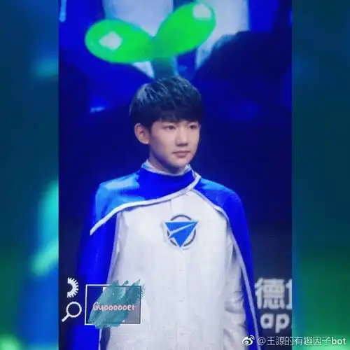 王源错位图合集可爱搞怪的王小圆