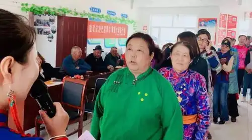 表情巾帼心向党礼赞新中国乌拉特中旗系列活动表情
