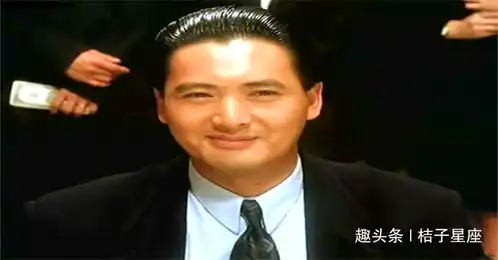微笑的男明星,迷人的表情不同的效果,最后一图称霸亚洲