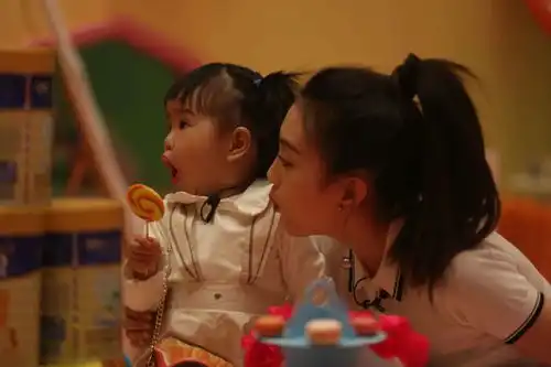 截获一批小学生彩虹屁,小小年纪看透人情世故,网友高情商