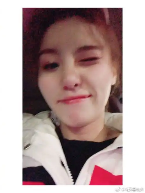 傅园慧好累啊,国家队不配队医吗
