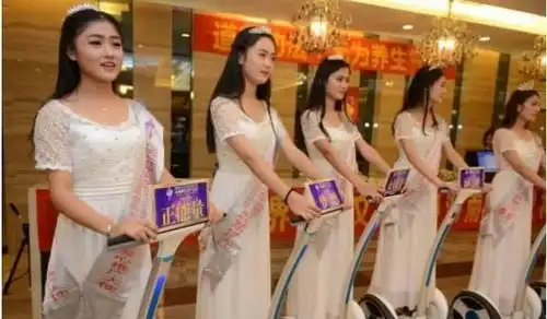 90后按摩店小妹月薪过万,18次相亲都失败告终,背后原因让人惋惜